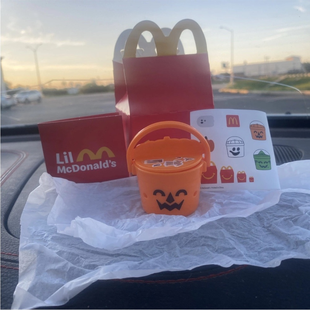 Exclusive RARE Lil McDonald’s Boo Bucket brand new never opened